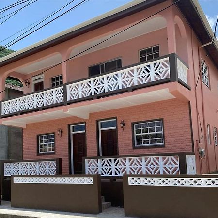 Coco Rose Apartments Soufrière Buitenkant foto